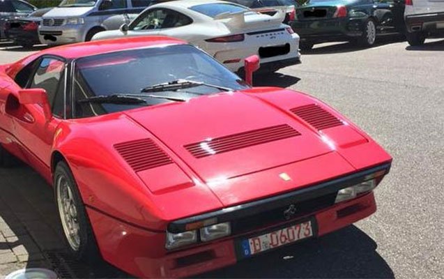 Sınaq sürüşü zamanı 2 milyonluq “Ferrari”ni oğurladı