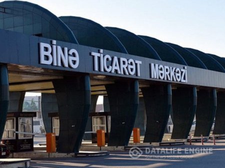 “Binə” ticarət mərkəzini su basıb