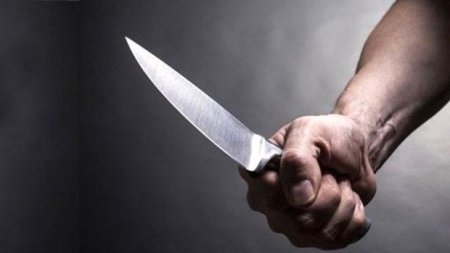 Azərbaycanda kişi dəhşət saçdı: Bir nəfəri amansızlıqla öldürdü, birini ağır yaraladı