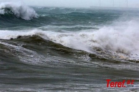 "Qamma" fırtınası Meksika sahillərinə çatıb